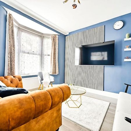 Cozy 3 Bed Home In London, Free Parking, Sleeps 8! Exterior photo